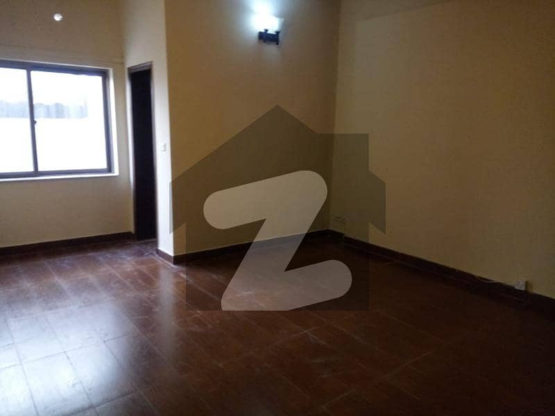Well Maintained Near Park 4 Bed House For Sale In Askari 11 - Sector B