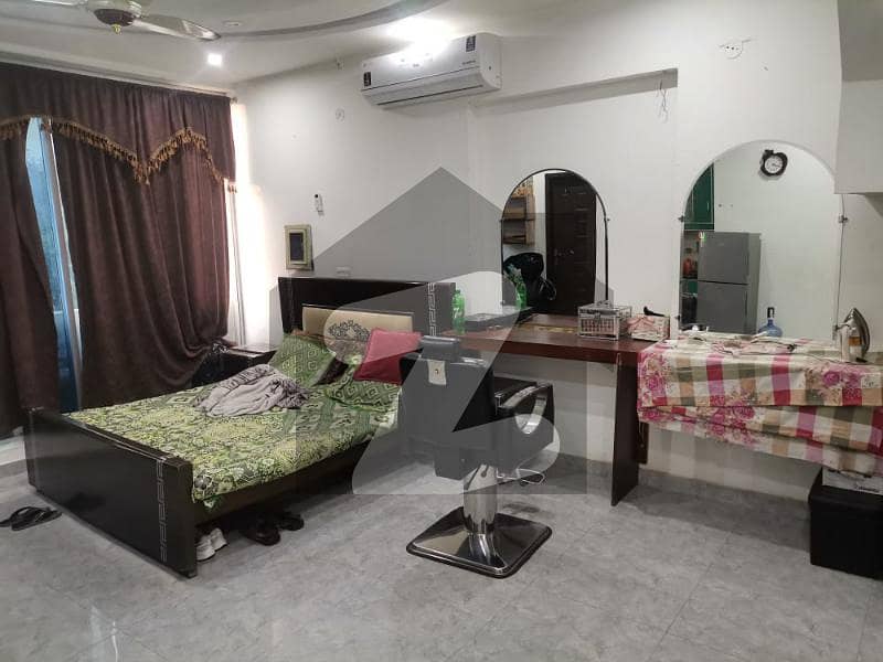1 Bed Fully Furnished Studio For Rent In Sector D, Bahria Town Lahore