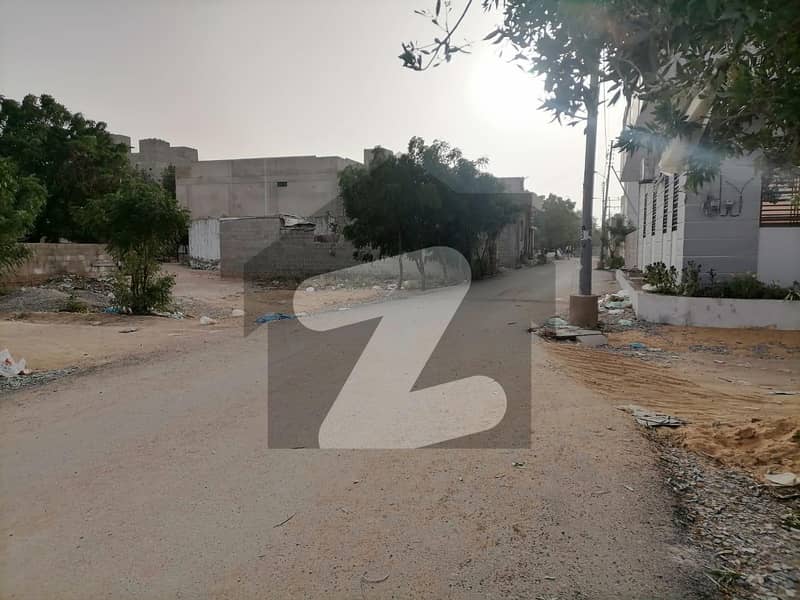 سلفیا سوسائٹی تیسر ٹاؤن گداپ ٹاؤن کراچی میں 5 مرلہ رہائشی پلاٹ 35 لاکھ میں برائے فروخت۔