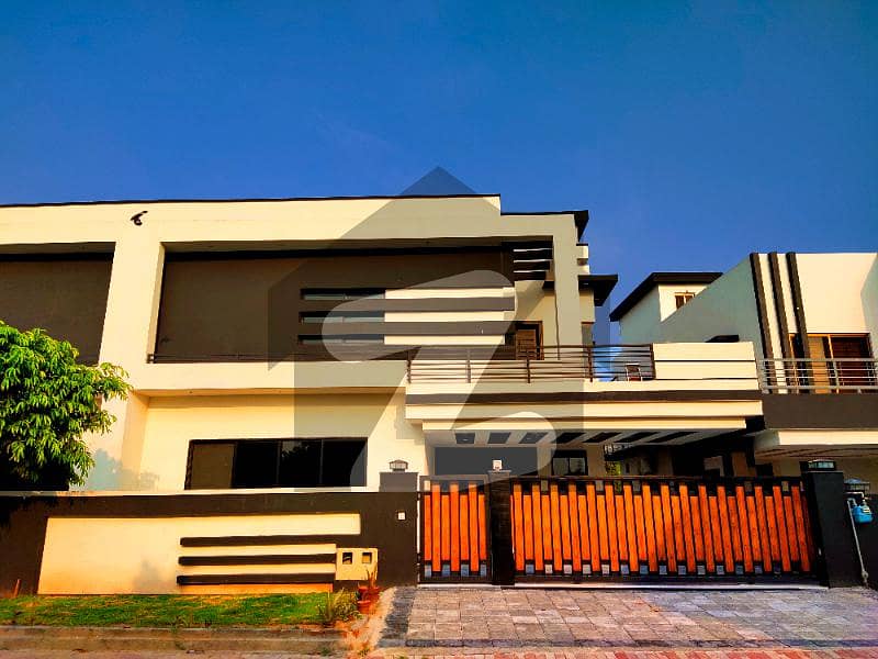Spacious House With Simple Design For Sale In Bahria Overseas