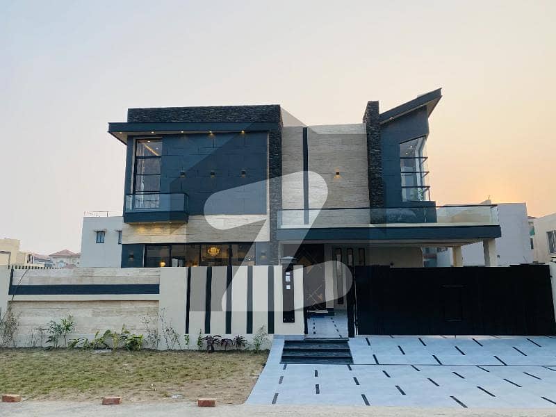 Luxury 1 Kanal Bungalow Available For Rent In DHA Phase 6