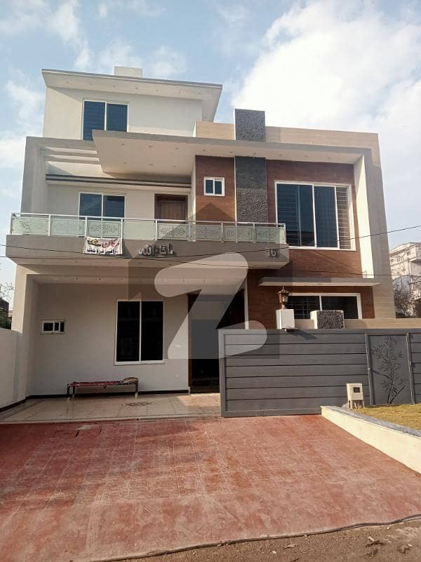 (35x70) 10 Marla Luxury Beautiful House Available For Sale In G-13 Islamabad