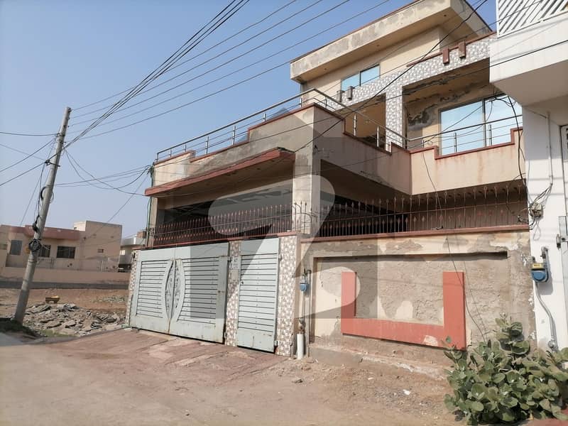 Buy A Centrally Located 10 Marla House In Khayaban-e-Sadiq
