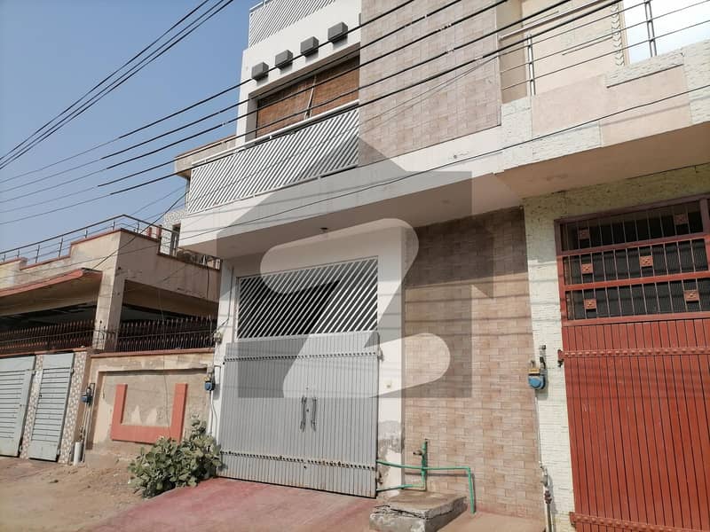 House In Khayaban-e-Sadiq Sized 3.5 Marla Is Available