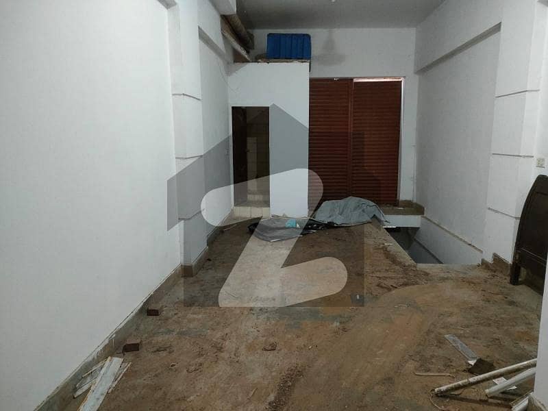 Premium 450 Square Feet Shop Is Available For rent In Karachi