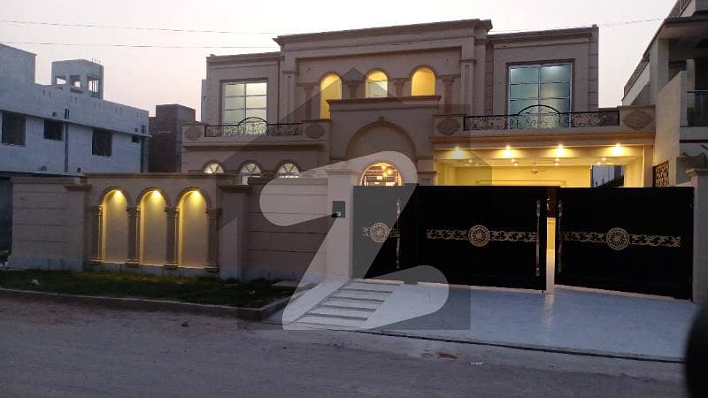1 Kanal House Classical Elevation In Model Town Block C For Sale