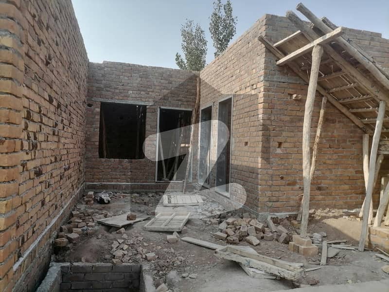 ورسک روڈ پشاور میں 4 کمروں کا 3 مرلہ مکان 72.5 لاکھ میں برائے فروخت۔
