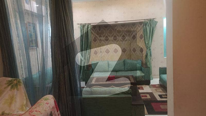 ٹرائیکون ویلیج - بلاک اے ٹرائیکون ویلیج لاہور میں 4 کمروں کا 12 مرلہ مکان 2.6 کروڑ میں برائے فروخت۔
