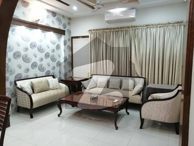 1 BEDROOM FURNISHED ROOM AVAILABLE FOR RENT ONLY FOR FEMALES IN STATE LIFE SOCIETY DHA LAHORE