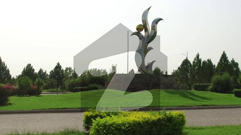 10 Marla Commercial Plot In Business Park Gulberg Greens Islamabad.