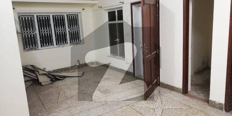 7 Marla Corner House For Rent