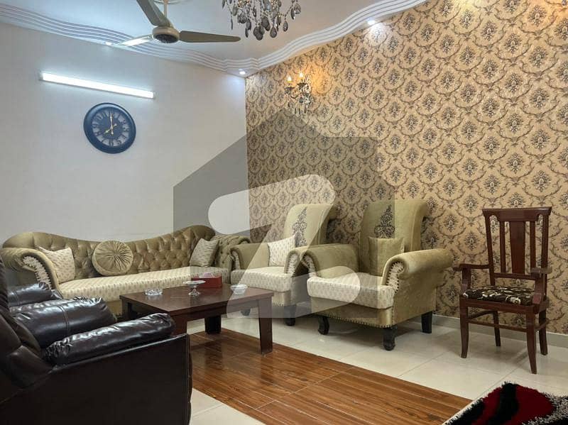 گلستانِ جوہر کراچی میں 4 کمروں کا 5 مرلہ مکان 2.75 کروڑ میں برائے فروخت۔
