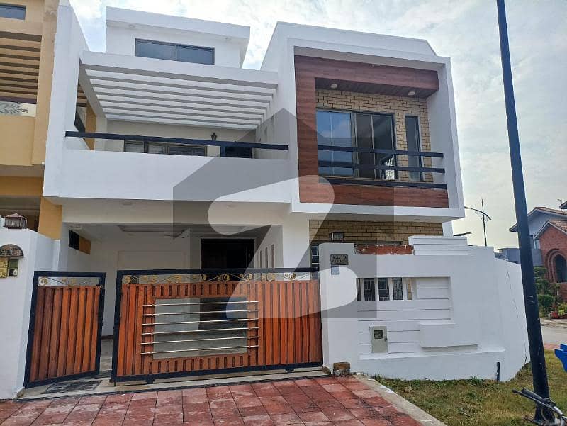Sector C3 10 Marla Brand New Corner House For Rent In Bahria Enclave Islamabad.