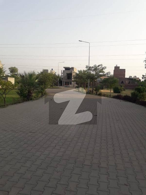 Stunning 2250 Square Feet Residential Plot In Sitara Valley Available