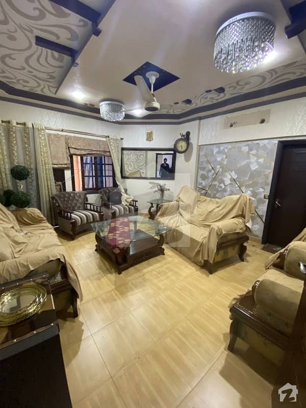 4 Bedrooms Portion For Sale In Bahadurabad