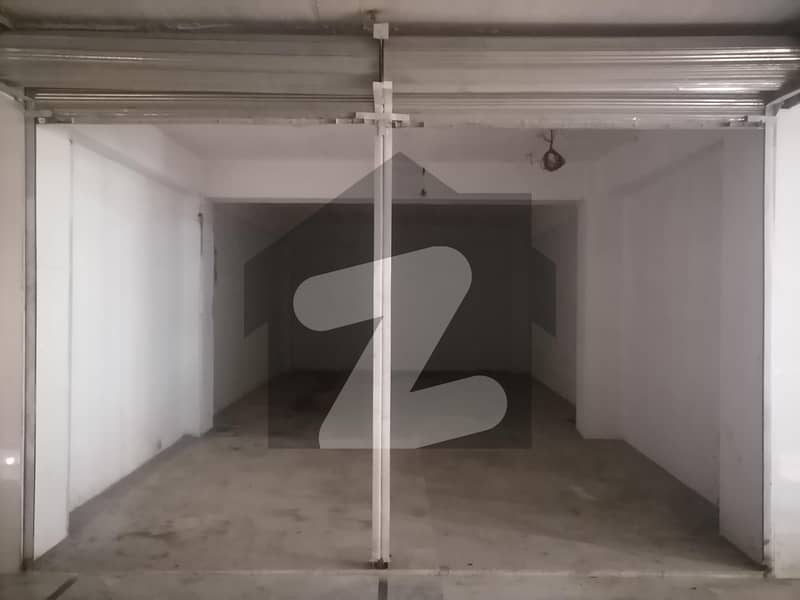 Prime Location Shop Of 225 Square Feet Available For sale In Kakshal