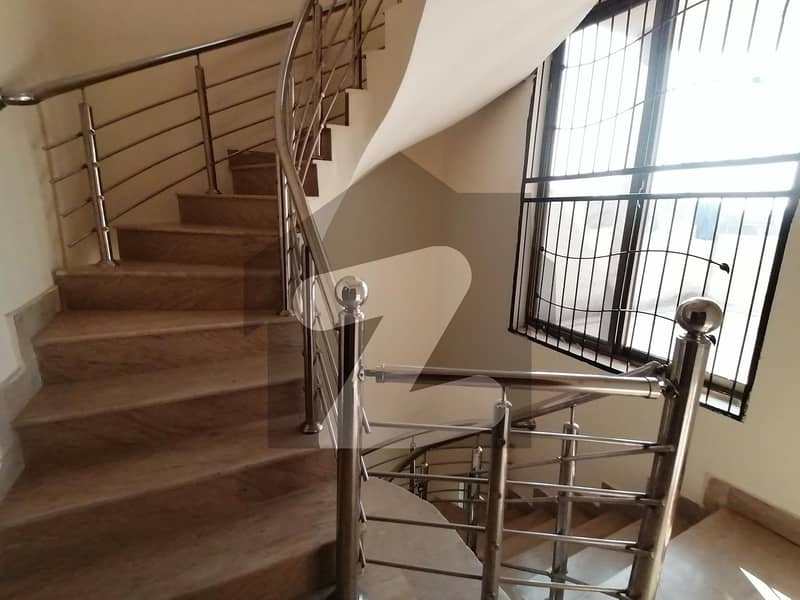Prime Location 6 Marla Spacious House Is Available In Ugoke Road For sale