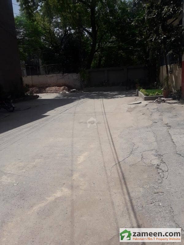 Ground Floor Portion For Rent Commercial Market, Rawalpindi ID10691567