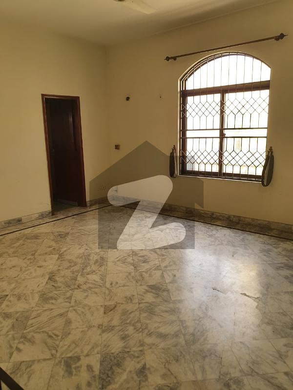 Independent Kanal Portion For Rent In Dha Phase 2 Q Block Lahore