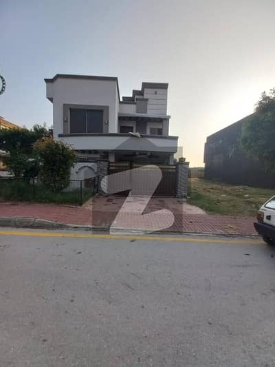 14 Marla Double Unit And Double Storey House For Rent In E Block Phase 08 Bahria Town Rawalpindi