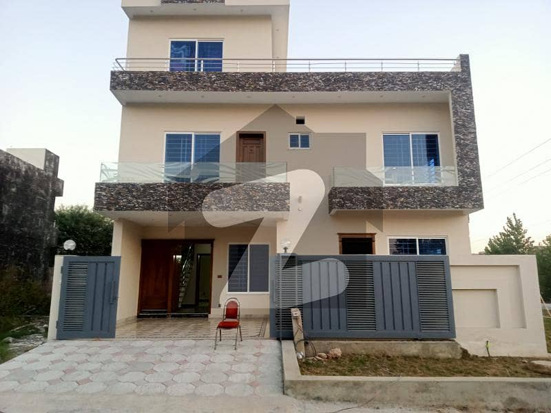 Proper Corner (35x70) 10 Marla Luxury Beautiful House Available For Sale In G-13 Islamabad