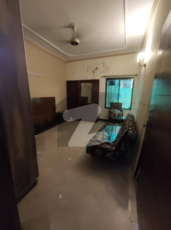 پی آئی اے ہاؤسنگ سکیم ۔ بلاک ایف پی آئی اے ہاؤسنگ سکیم لاہور میں 2 کمروں کا 15 مرلہ زیریں پورشن 70 ہزار میں کرایہ پر دستیاب ہے۔