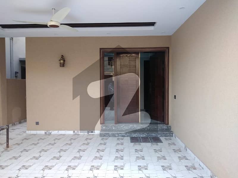 Spacious 12 Marla House Available For sale In Divine Gardens