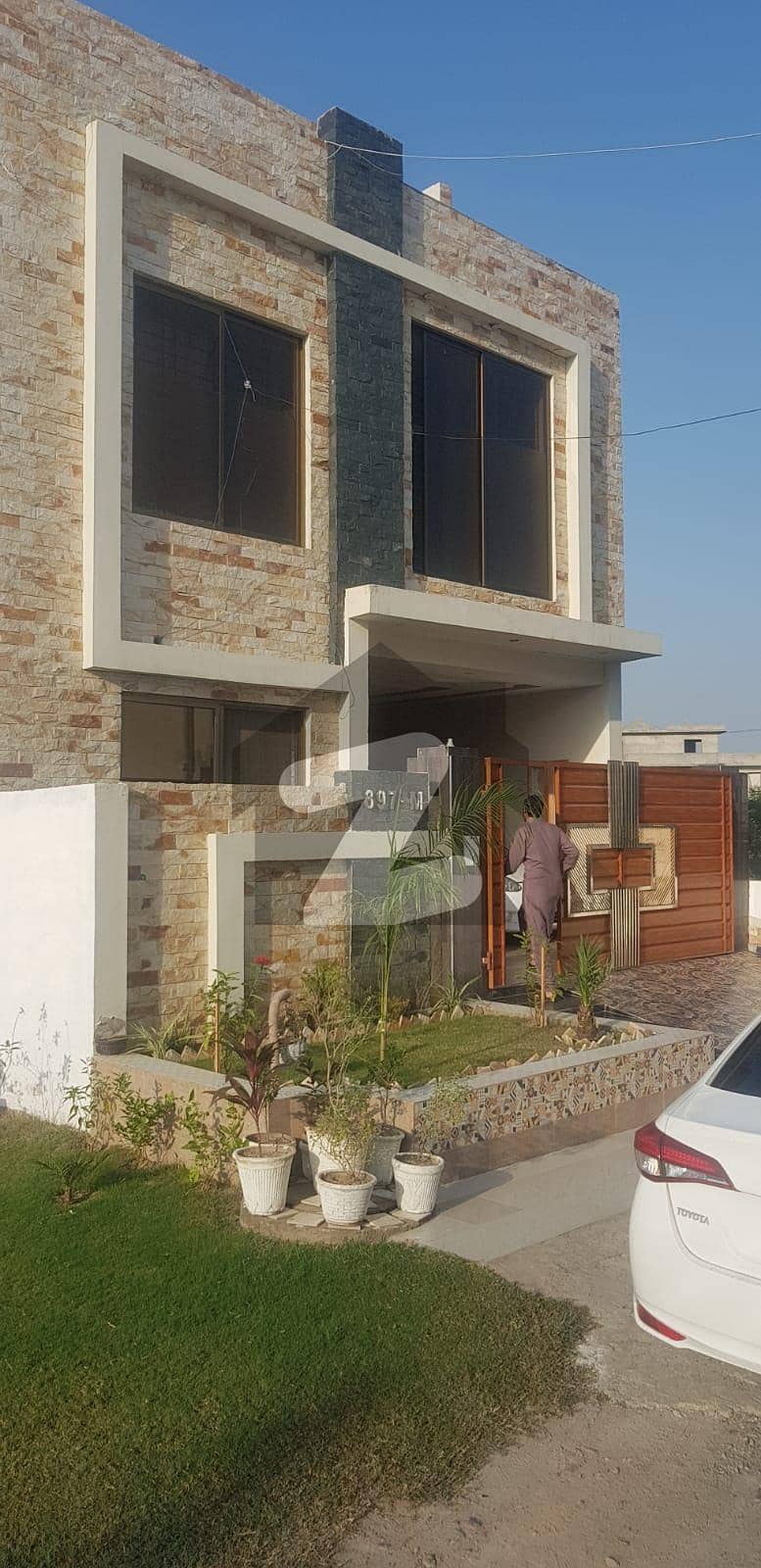 2250 Square Feet House In Lda City For Sale