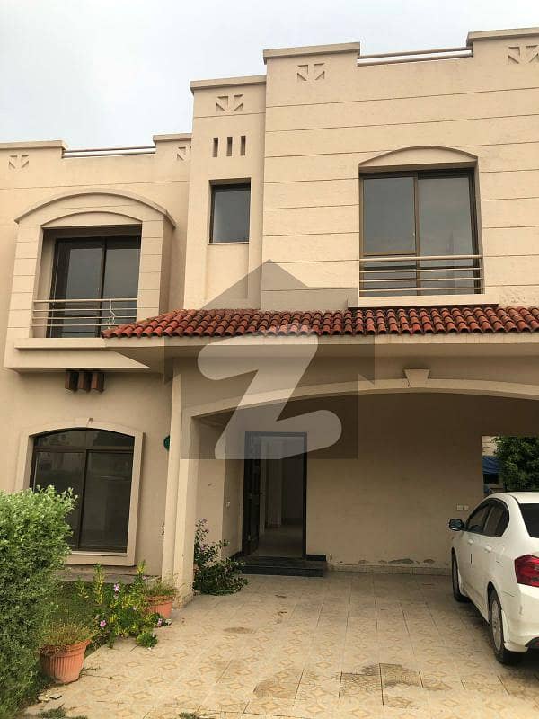 10 Marla Beautiful Villa Available For Sale In Defence Raya