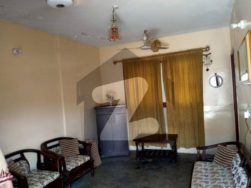 سینٹرل گورنمنٹ کوآپریٹو ہاؤسنگ سوسائٹی گلشنِ اقبال ٹاؤن کراچی میں 11 کمروں کا 6 مرلہ مکان 3.8 کروڑ میں برائے فروخت۔
