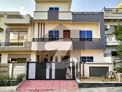 (30x60) 8Marla luxury Beautiful House Available for Sale in G-13 Islamabad