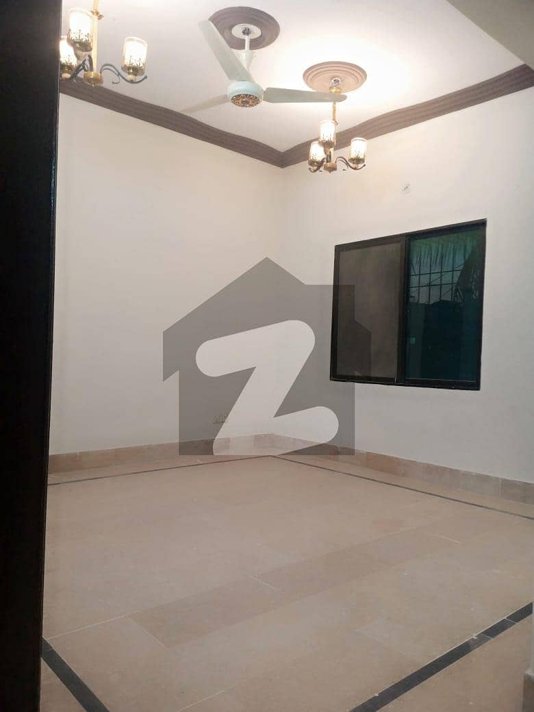Upper Portion Sized 100 Square Yards Is Available For Sale In Dadabhoy Town