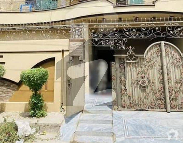 خیابانِ کالونی فیصل آباد میں 3 کمروں کا 10 مرلہ بالائی پورشن 25 ہزار میں کرایہ پر دستیاب ہے۔