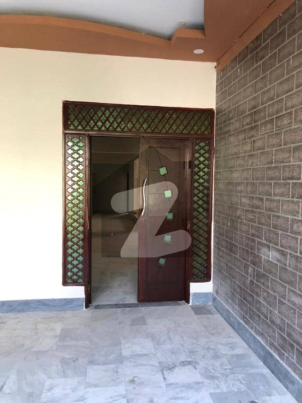 Renovated & Well Maintained 400 Yards Kda Ballot Transfer G+2 Bungalow Facing 600 Yards Bungalows On 50 Feet Road Walking Distance From Main Road In Most Elite Block 14 Of Gulistan-e-jauhar
