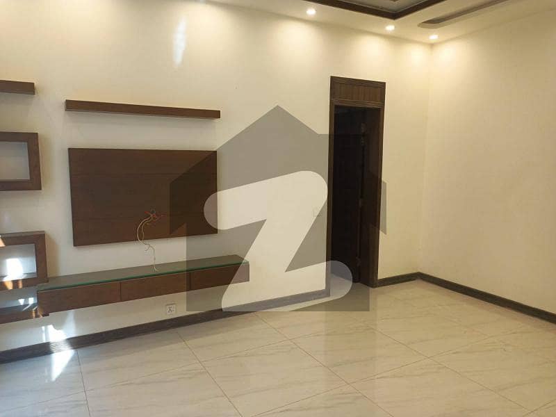 01 Kanal Brand New Basement With Separate Entrance & parking Available For Rent In Dha Phase 7