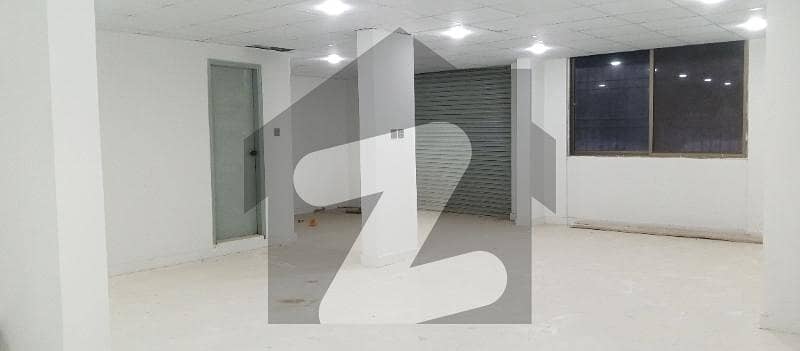 کلفٹن ۔ بلاک 2 کلفٹن کراچی میں 11 مرلہ دفتر 3 لاکھ میں کرایہ پر دستیاب ہے۔