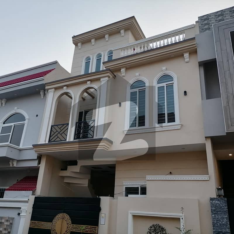 3 Marla House Available For Sale In Jeewan City - Phase 4, Sahiwal