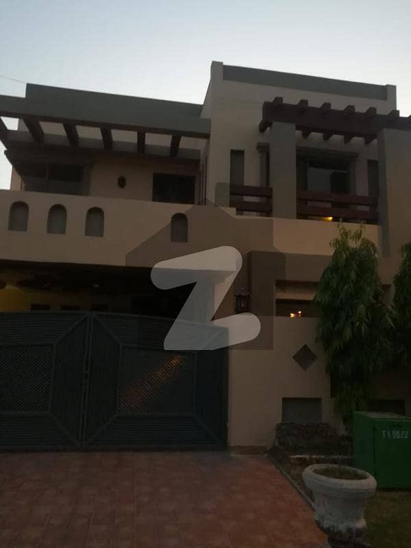 9 MARLA HOUSE FOR SALE IN ALI BLOCK SECTOR B BAHRIA TOWN LAHORE