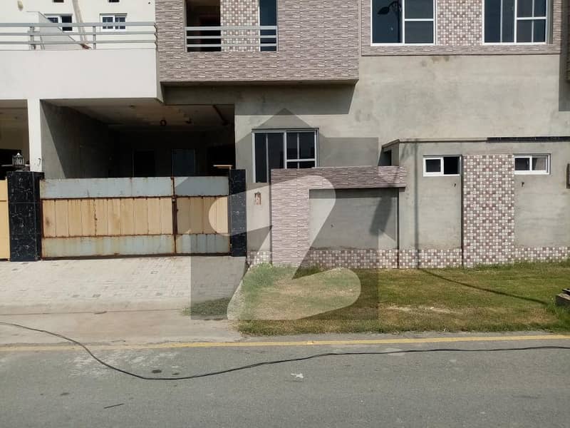 Ideal 6 Marla House Available In TECH Town (TNT Colony), Faisalabad