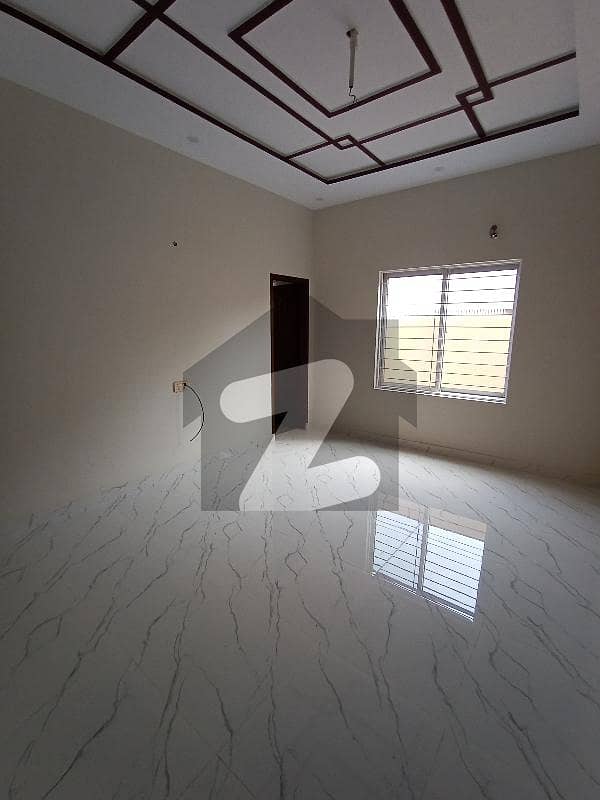 3 MARLA BRAND NEW FLAT AVAILABLE FOR RENT IN MILITARY ACCOUNT HOUSING SOCIETY COLLEGE ROAD LAHORE