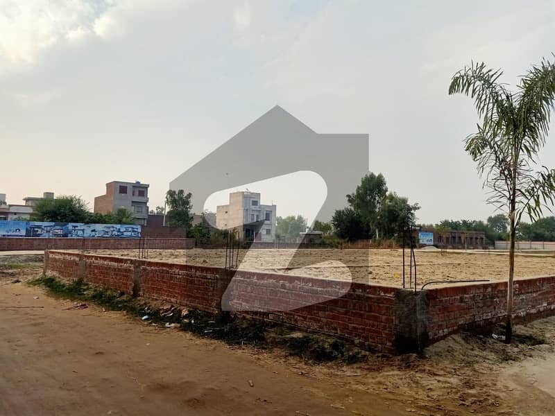 534 Square Feet Commercial Plot Is Available For sale