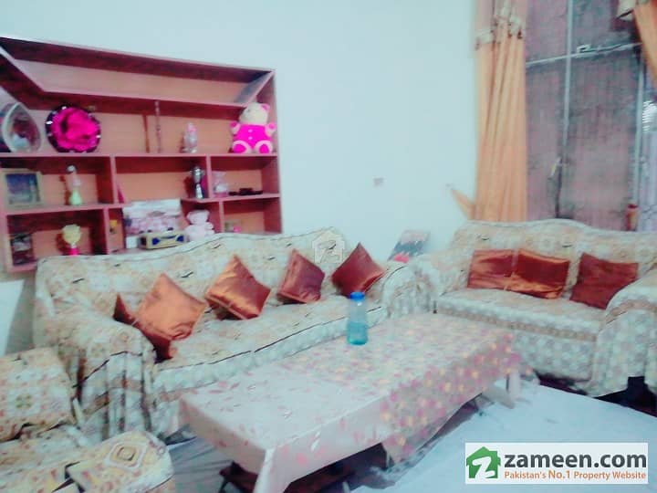 ڈھولنوال لاہور میں 7 کمروں کا 4 مرلہ مکان 80 لاکھ میں برائے فروخت۔