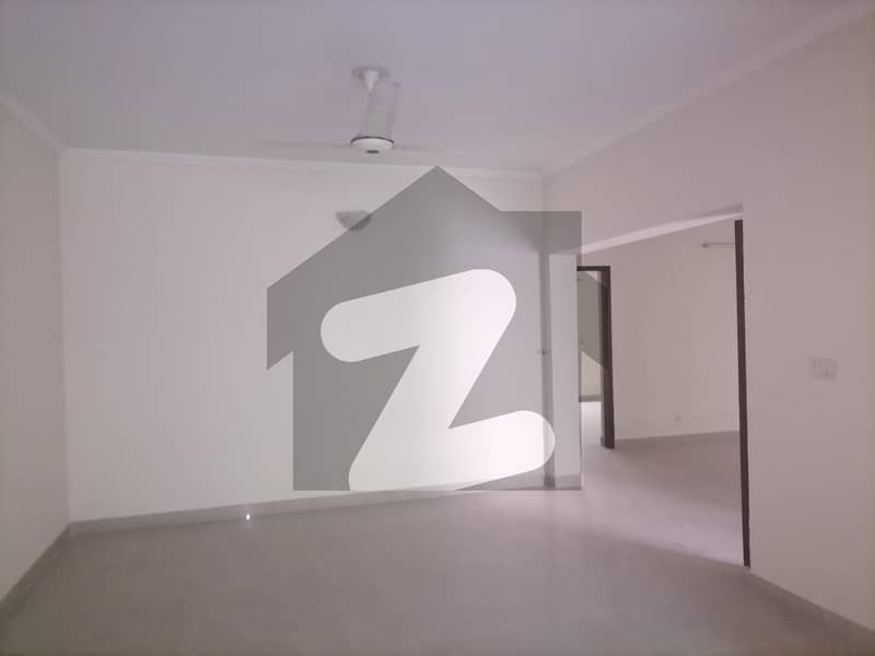 10 Marla House In Askari 10 For rent