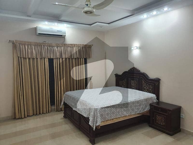 ڈی ایچ اے فیز 8 - بلاک پی ڈی ایچ اے فیز 8 ڈیفنس (ڈی ایچ اے) لاہور میں 3 کمروں کا 1 کنال بالائی پورشن 85 ہزار میں کرایہ پر دستیاب ہے۔