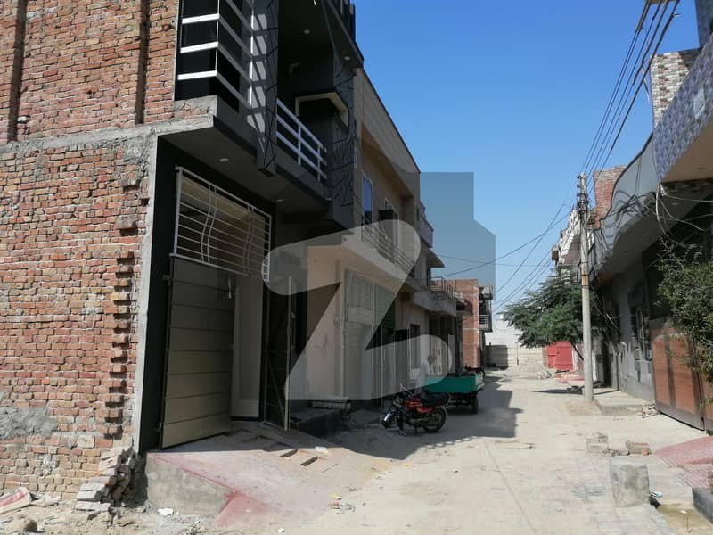 2.5 Marla House Situated In Green Town For sale