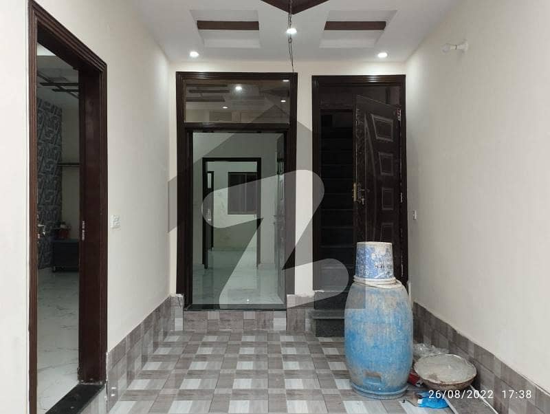 الحمد گارڈن لاہور میں 3 کمروں کا 3 مرلہ مکان 1.15 کروڑ میں برائے فروخت۔