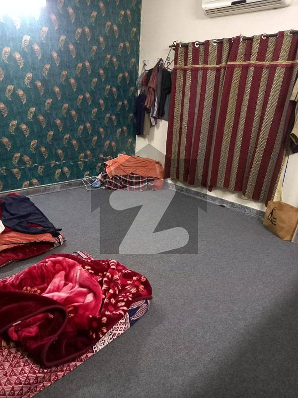 جی ۔ 11/2 جی ۔ 11 اسلام آباد میں 4 کمروں کا 4 مرلہ مکان 2.65 کروڑ میں برائے فروخت۔