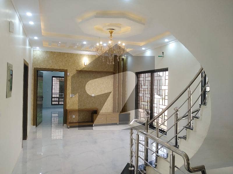 Spacious Upper Portion Is Available In Bahria Town Phase 8 For rent