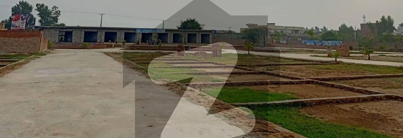 Commercial Plot For sale In Shadiwal