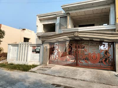 15 Marla Facing Park Owner Build Gray Structure Ready House Available For Sale In B2 Block P & D Society Lahore